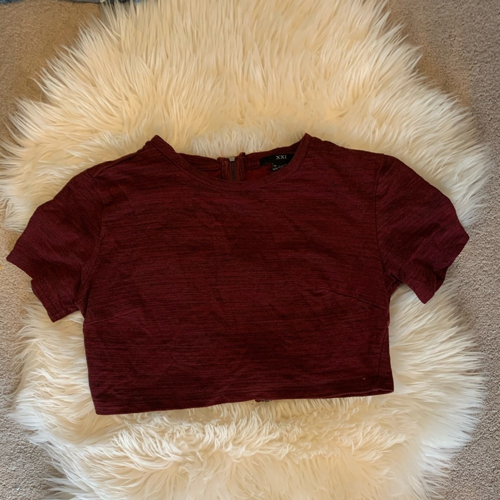 Crop top.